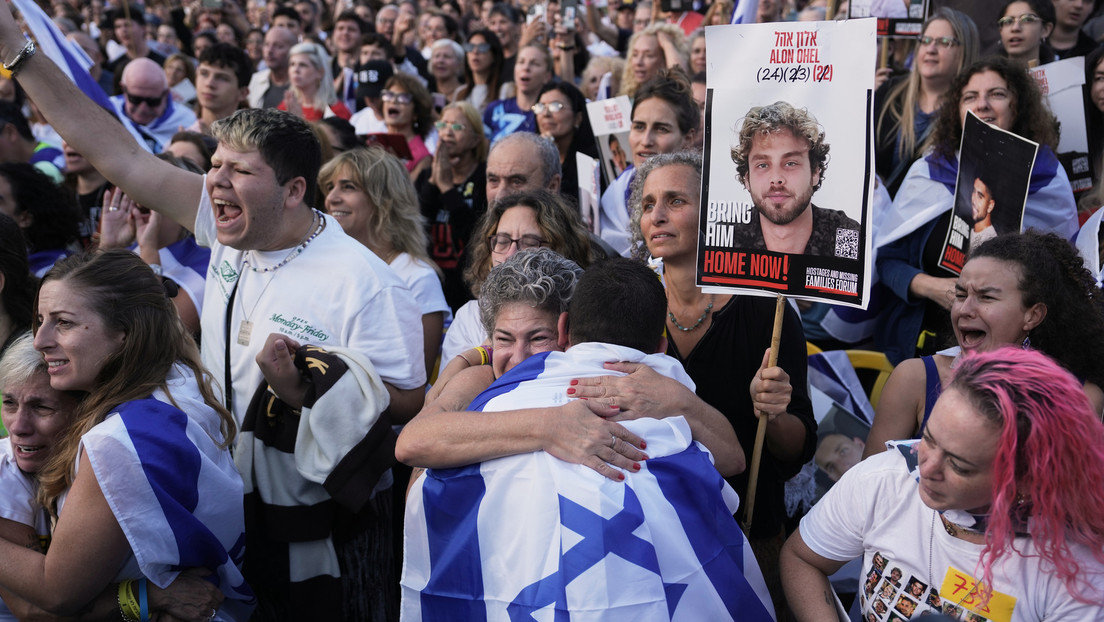Hamás empieza a liberar a los rehenes israelíes