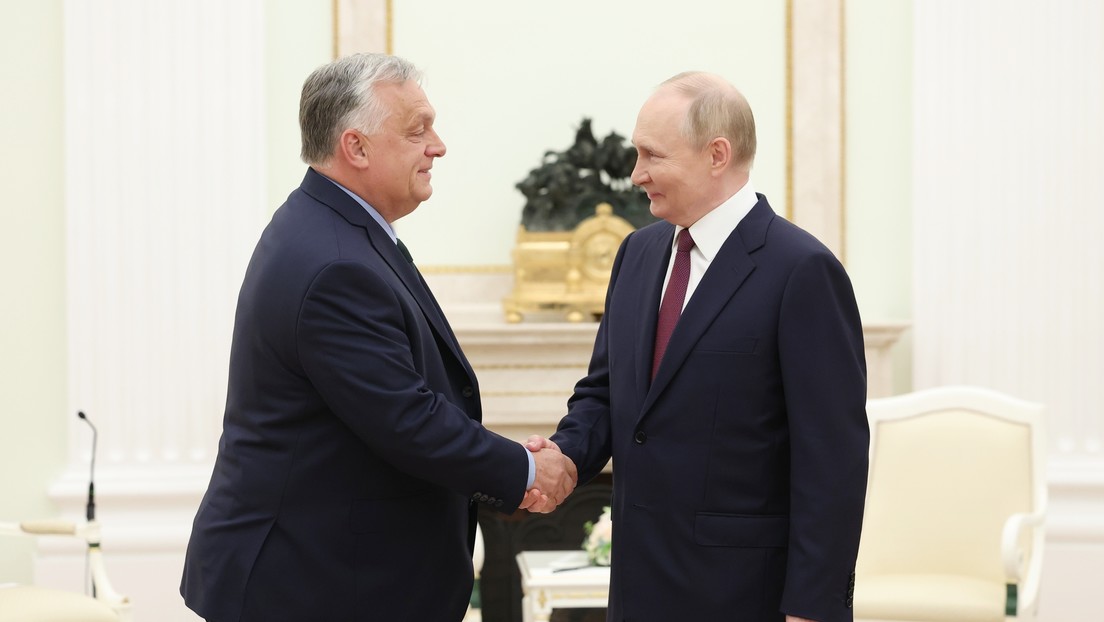 Putin mantiene una conversación con Orbán en vísperas de su reunión con Trump en Hungría