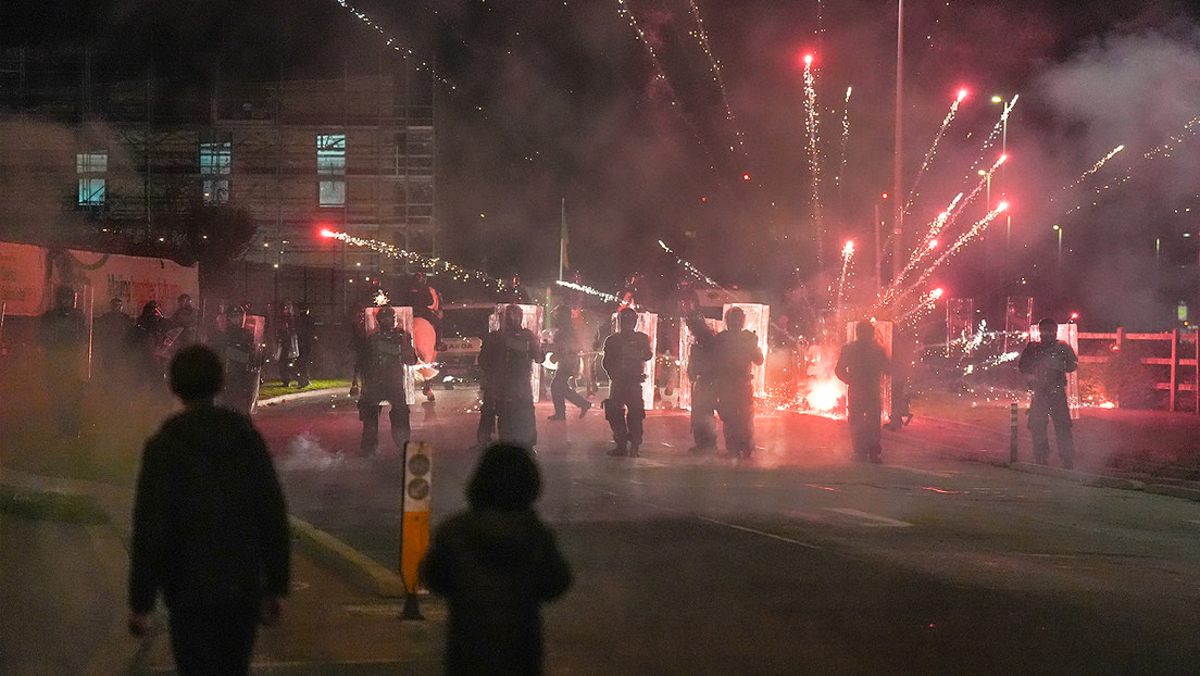 Irlanda se enfada: Fuertes protestas tras la violación de una niña por un inmigrante se saldan con arrestos