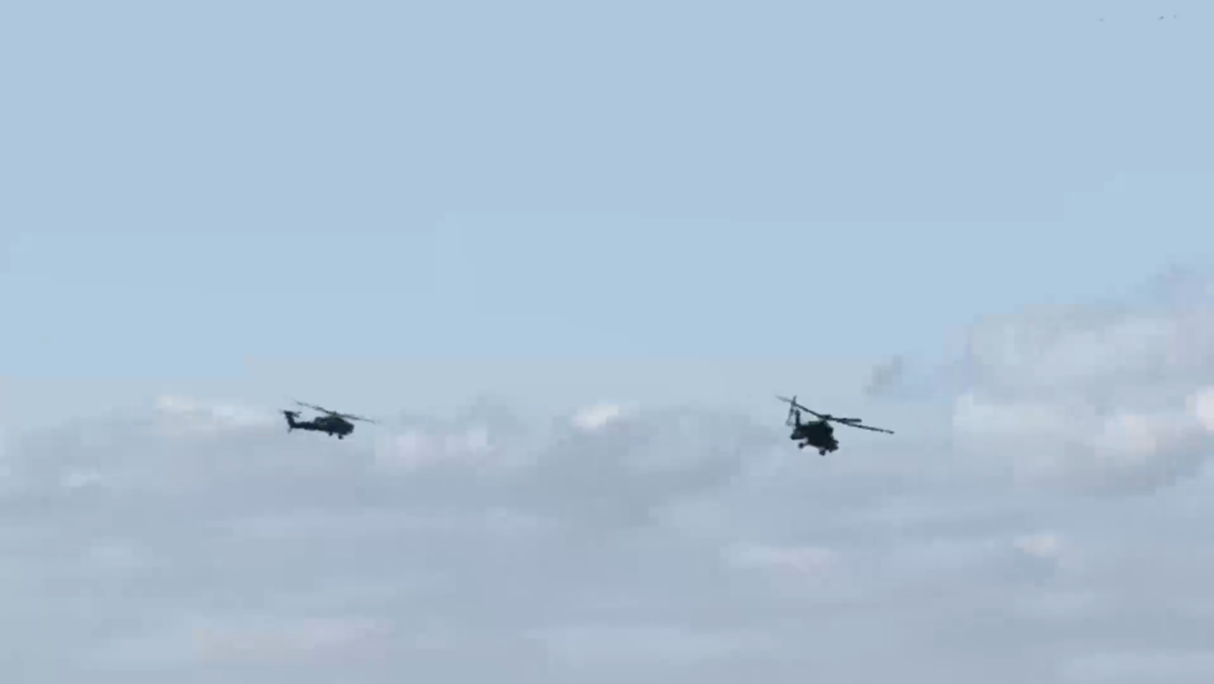 Helicóptero de ataque ruso pulveriza un 'nido' de operadores de drones ucranianos