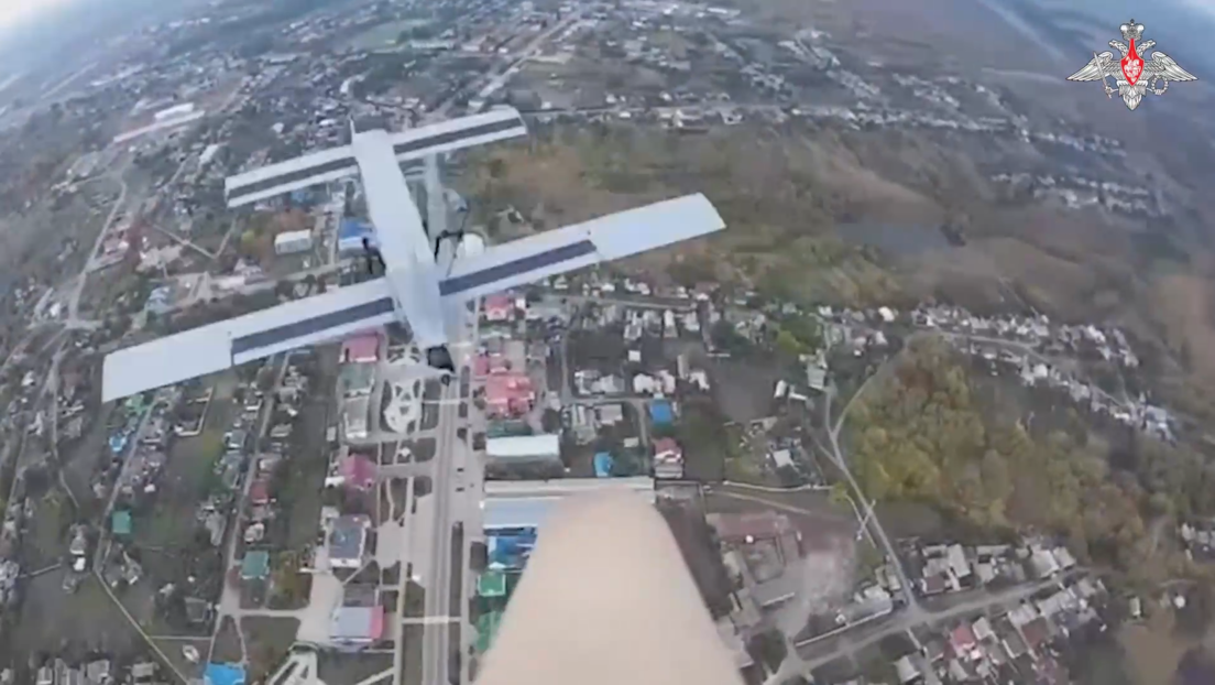 VIDEO: Drones rusos destruyen equipos y posiciones ucranianas con ataques de precisión