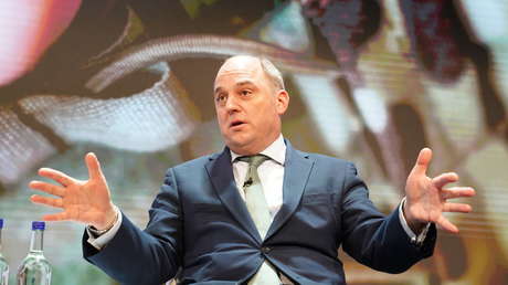 Kremlin reacciona a las palabras de exministro británico sobre la necesidad de "asfixiar a Crimea"