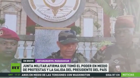 Junta militar toma el poder en Madagascar en medio de protestas y la partida del presidente