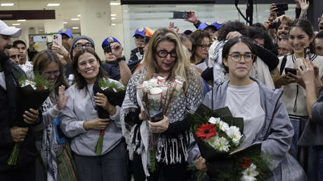 'El Quitavisas' de EE.UU. pone en la mira a una activista mexicana y esta responde