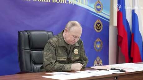Más de 10.000 militares ucranianos rodeados: jefe del Estado Mayor reporta a Putin la situación en el frente