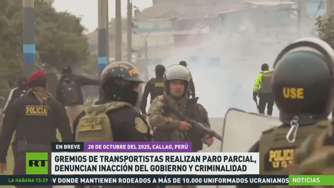 Gremios de transportistas realizan paro parcial en Perú