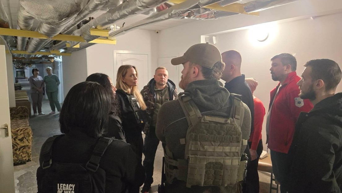 ¿Quién organizó la visita de Angelina Jolie a Jersón?