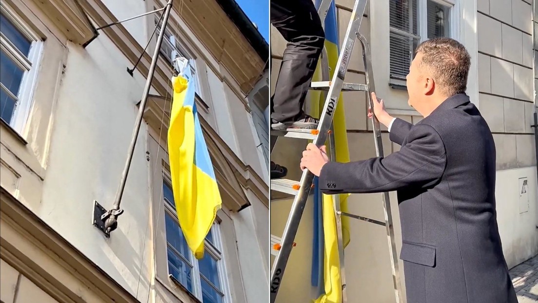 Quitar la bandera de Ucrania: una de las primeras acciones del nuevo jefe parlamentario checo