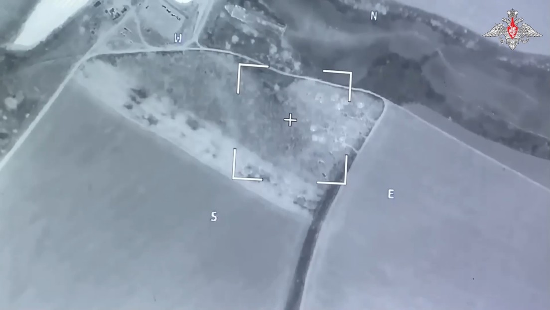 VIDEO: Misil ruso Iskander cambia el relieve del terreno donde se asentaban tropas ucranianas