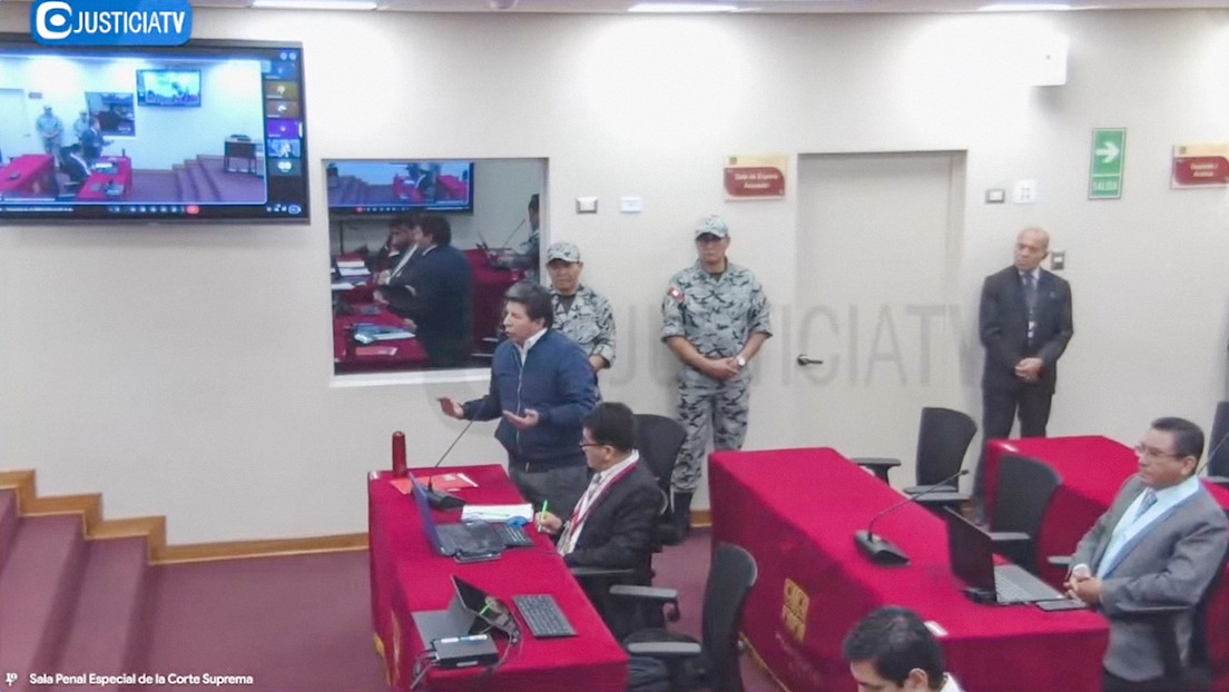 VIDEO: Apagan el micrófono e impiden hablar en su juicio a Pedro Castillo, expresidente de Perú