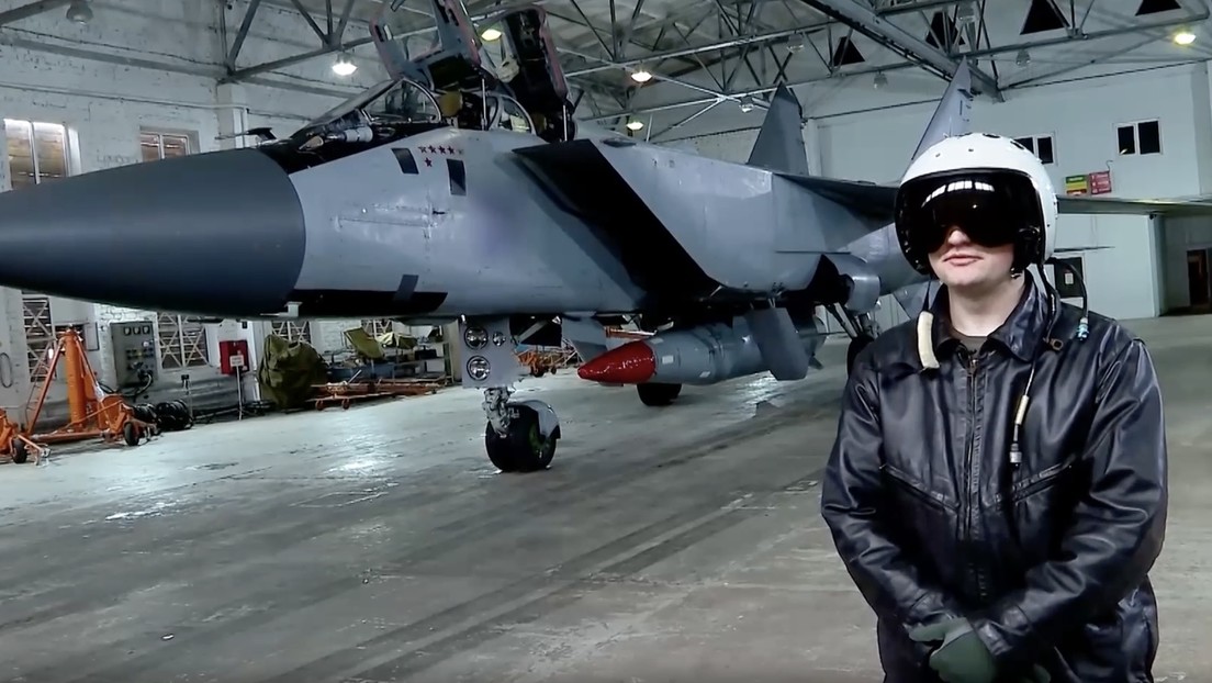 Una máscara con veneno y un video de toneladas de dinero: detalles del fallido plan de Kiev de secuestrar caza ruso