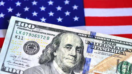 FT: EE.UU. planea una 'ofensiva del dólar' contra China