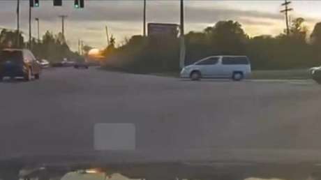 Escalofriantes escenas de la caída del avión de carga en Kentucky (VIDEOS)