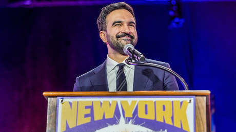 ¿Quién es Mamdani, el nuevo alcalde de Nueva York que enrabia a los demócratas y se le atraganta a Trump?