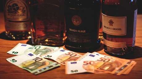 5.000 euros y botellas de whisky: el precio de una niña vendida como novia por sus padres