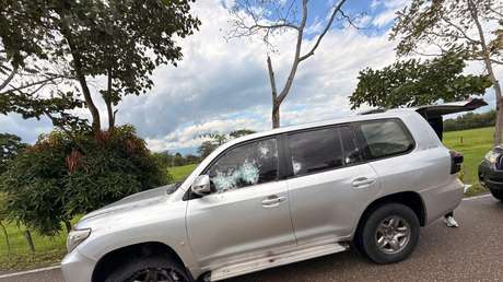 Atacan a tiros a gobernador colombiano mientras se desplazaba en su caravana