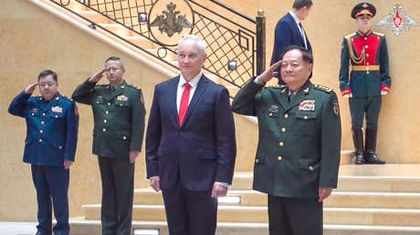 "Ampliar los horizontes": Ministro de Defensa ruso se reúne con alto cargo militar chino