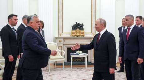 ¿Tradujo incorrectamente la intérprete de Orbán las palabras de Putin?