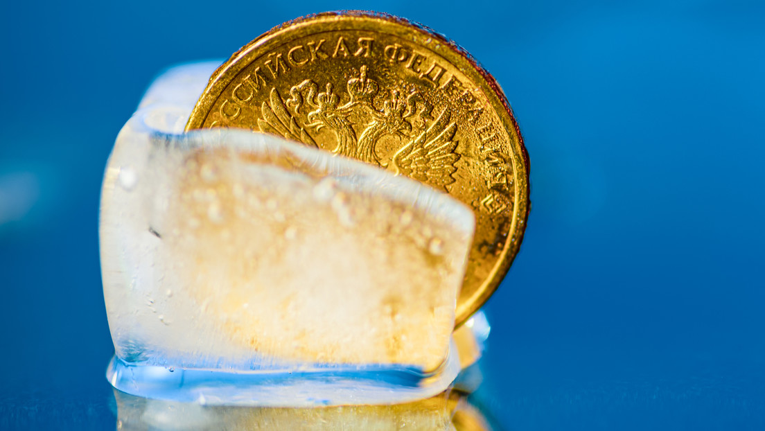 El 'secreto' de los activos rusos congelados que abre una grieta entre Francia y la UE