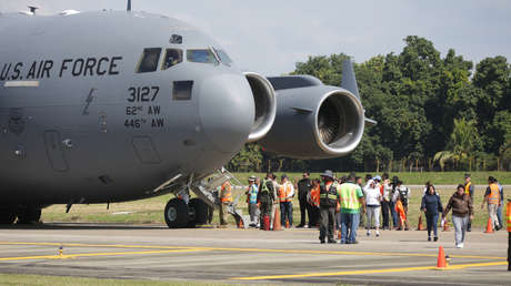 EE.UU. compra seis aviones para tener su propia flota para las deportaciones