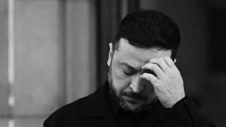Opositor ucraniano: A Zelenski le sería más fácil pegarse un tiro que retirarse del Donbass
