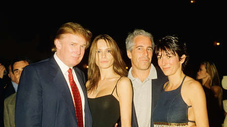 "¿Qué más se está ocultando?": Demócratas denuncian que una foto con Trump fue eliminada de los archivos de Epstein