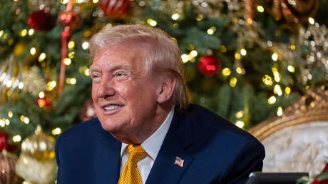 Emotiva felicitación navideña de Trump a todos, "incluida la escoria de la izquierda radical"