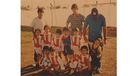 Subastan la camiseta del primer triunfo de Messi