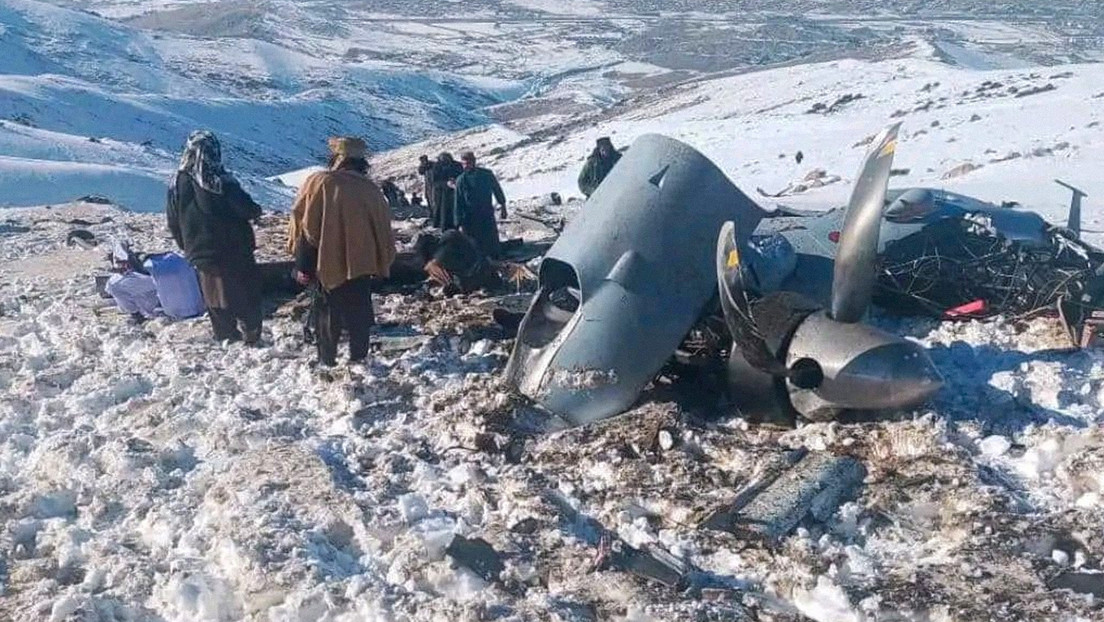 FOTOS, VIDEO: Un dron gigantesco se estrella en las montañas de Afganistán