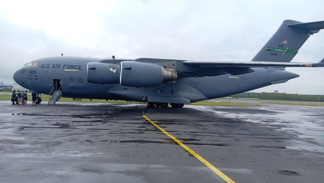 Avión militar de EE.UU. llega a un país latinoamericano