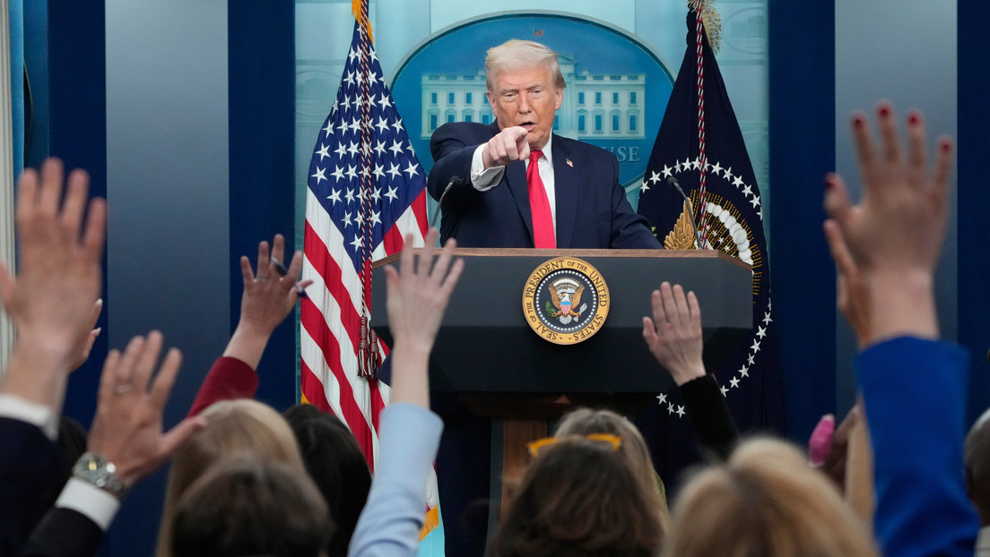 Así responde Trump cuando le preguntaron hasta donde llegaría para adquirir Groenlandia