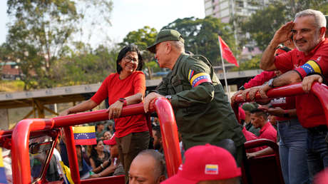 Delcy Rodríguez: La Fuerza Armada tendrá en mí una soldada presta para la defensa de Venezuela