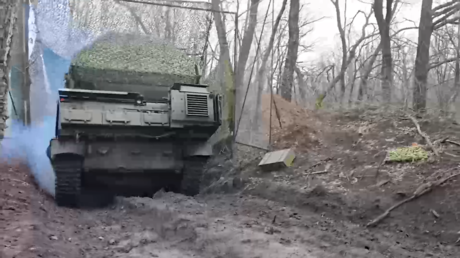 Cálculo frío con precisión: Buk-M3 ruso derriba HIMARS y bombas guiadas occidentales (VIDEO)