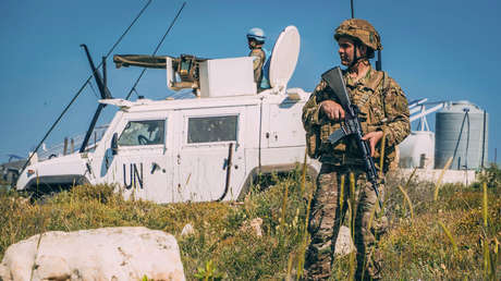 Tanques israelíes disparan contra cascos azules españoles en el Líbano