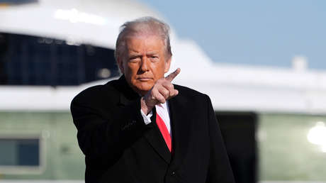 "Que te jodan" y dedo medio: la Casa Blanca comenta la reacción de Trump a un "lunático"
