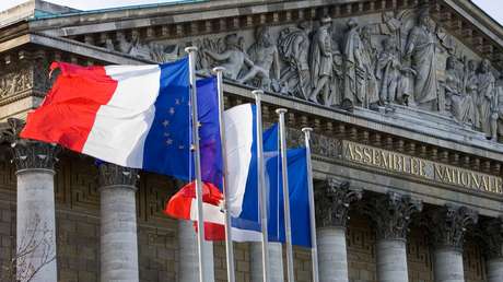 Presentan en Francia una iniciativa parlamentaria que pide su salida de la OTAN
