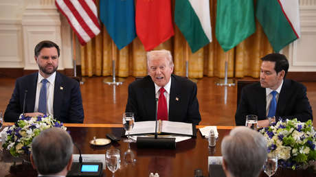 Politico: Los aliados cercanos a Trump no hubieran apoyado una invasión militar a Groenlandia