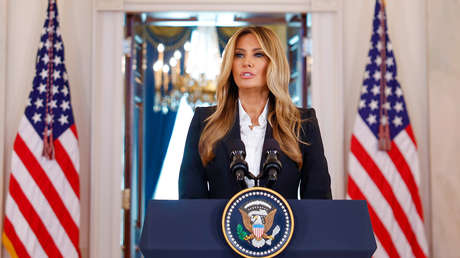 "Estoy llamando a la unidad": Melania Trump se dirige a los manifestantes contra el ICE