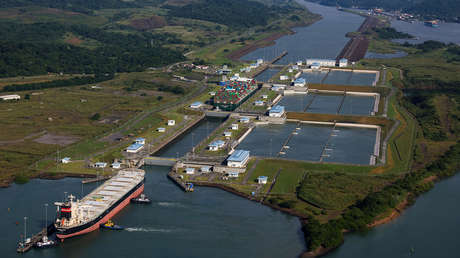 Puertos del Canal de Panamá controlados por la china CK Hutchison pasarán a otra empresa