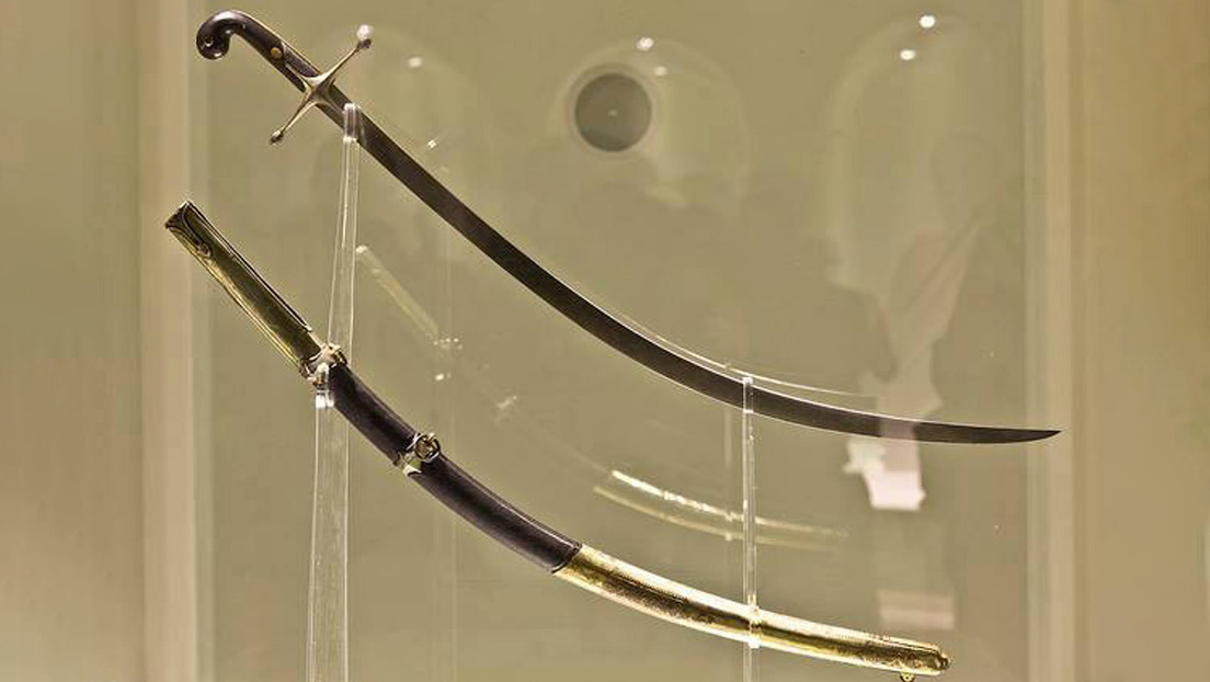 La batalla por el sable de San Martín: decreto de Milei y disputa judicial por la reliquia argentina