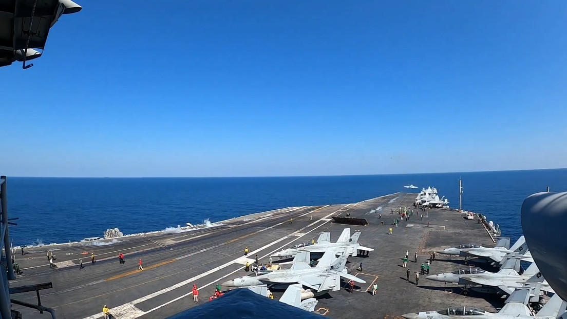 VIDEO desde el portaviones USS Abraham Lincoln, que navega cerca de Irán