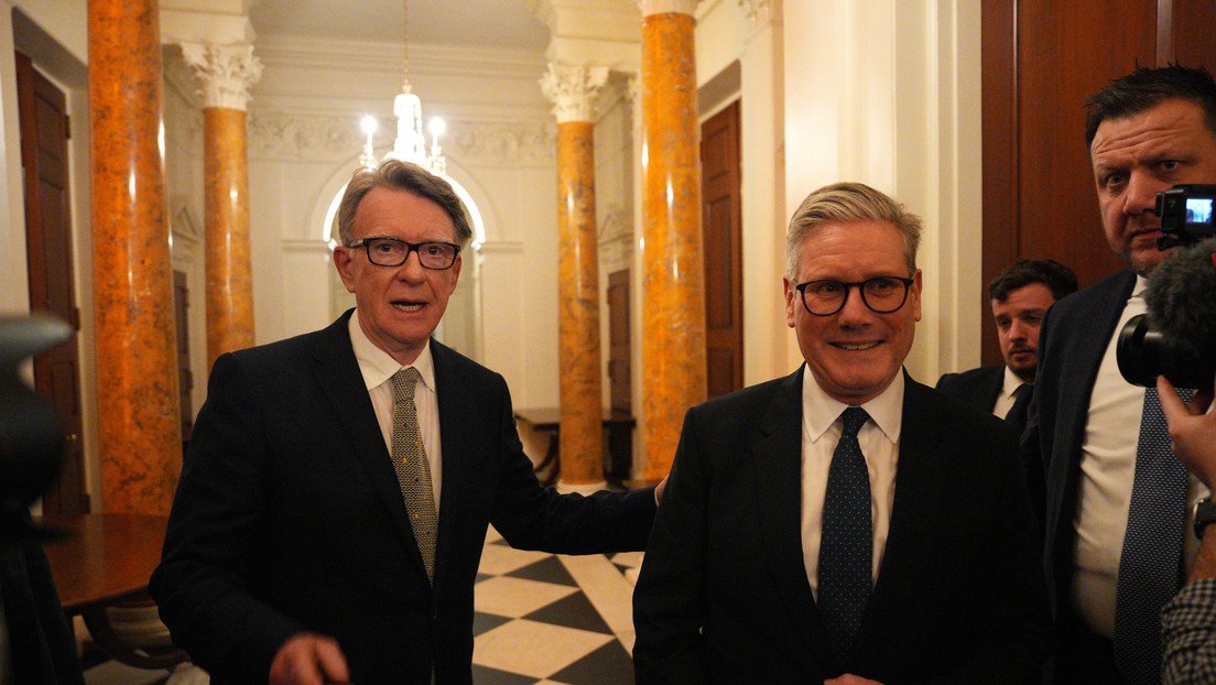 Archivos de Epstein tumban al jefe de Gabinete de Keir Starmer