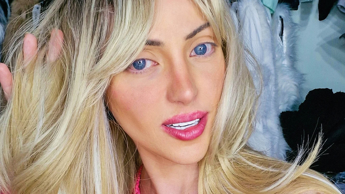 Exhuman el cuerpo de la 'Barbie humana' por dudas sobre su muerte