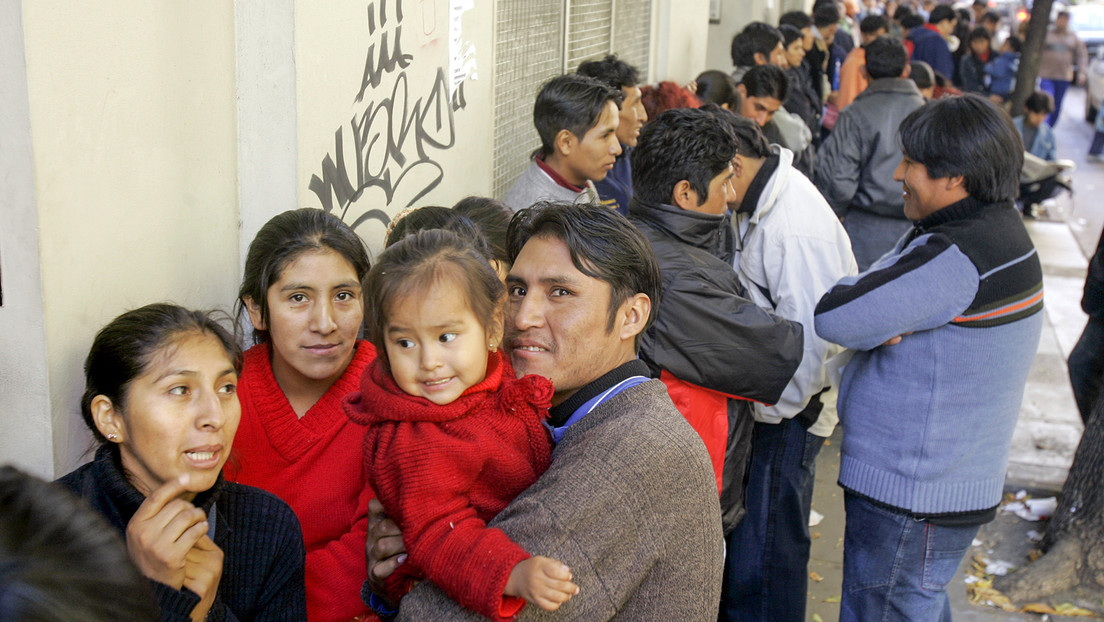 Este país latinoamericano copia el 'modelo Trump' para su política migratoria