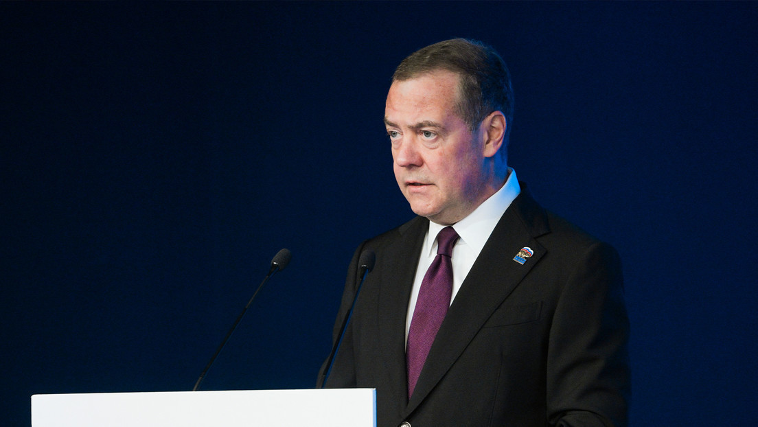 Medvédev responde a Zeleneski: 