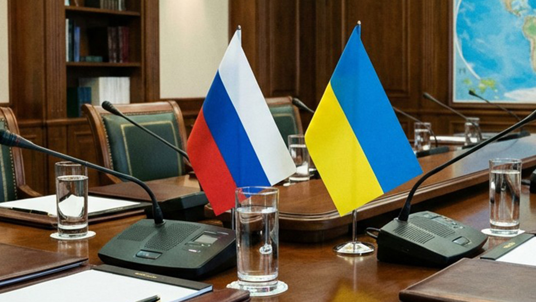 El Kremlin revela qué se discutirá en la nueva ronda de negociaciones trilaterales sobre Ucrania