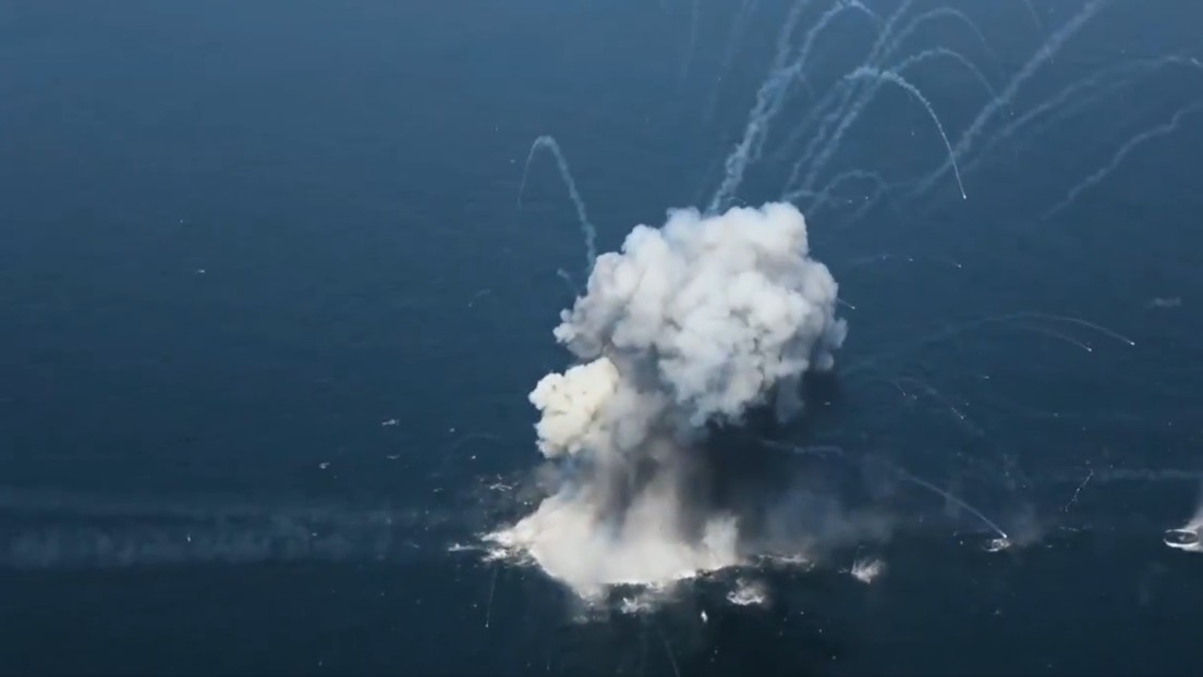 VIDEO: Irán saca su músculo naval en maniobras militares estratégicas