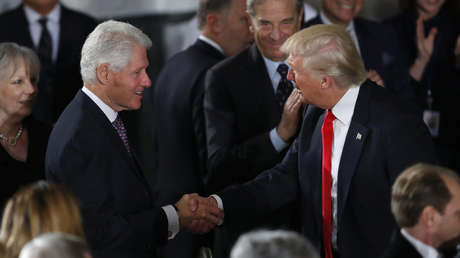 El llamativo gesto de apoyo de Trump a Clinton en medio del escándalo Epstein