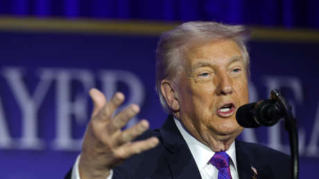 Trump: "Me comporto porque no quiero problemas"