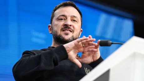 Zelenski en medio de la masiva huida de ucranianos: "En Ucrania no hay esclavitud"